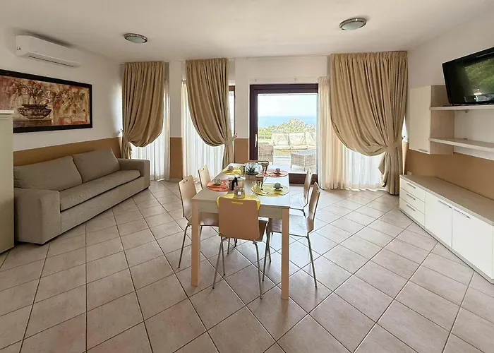 Ferienhaus Stunning In Trinita D Agulto *